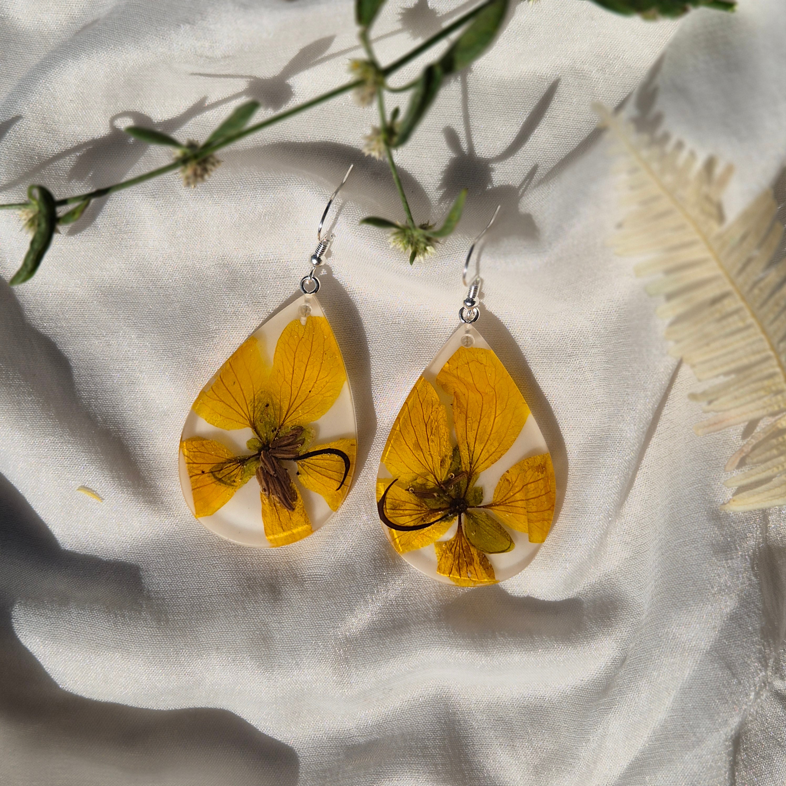 Resin Amaltas Teardrop Floral Earrings